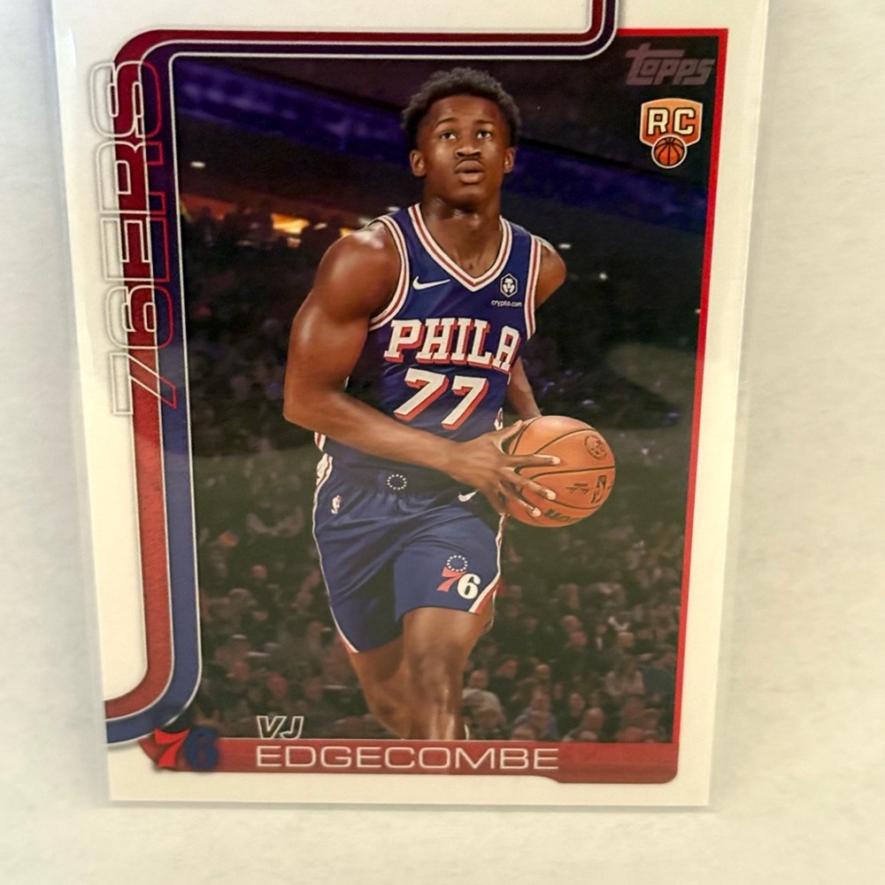 VJ Edgecombe 2025-26 Topps Rookie Card #203 Topps Flagship RC 76ers RC